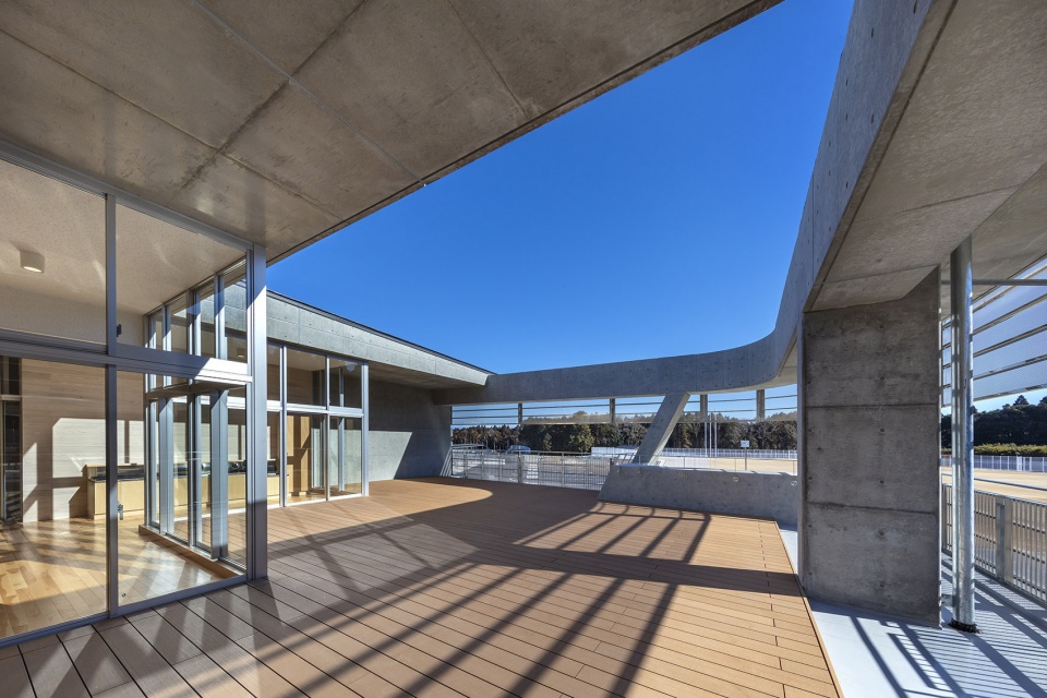 hokota south primary school by mikami architects