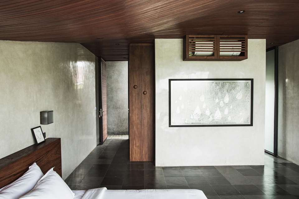 house o by alexis dornier