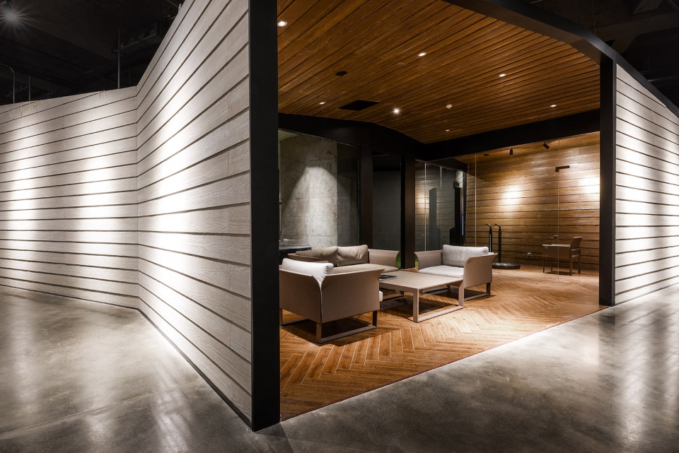 peak fitness center china by cc ltd