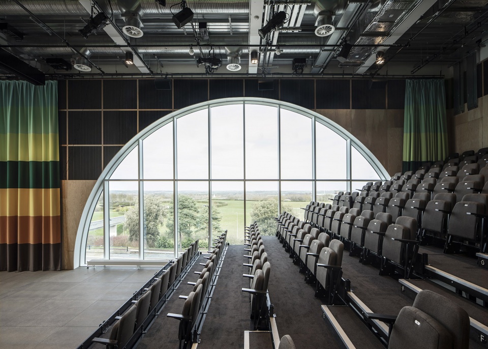 the new mk gallery by 6a architects