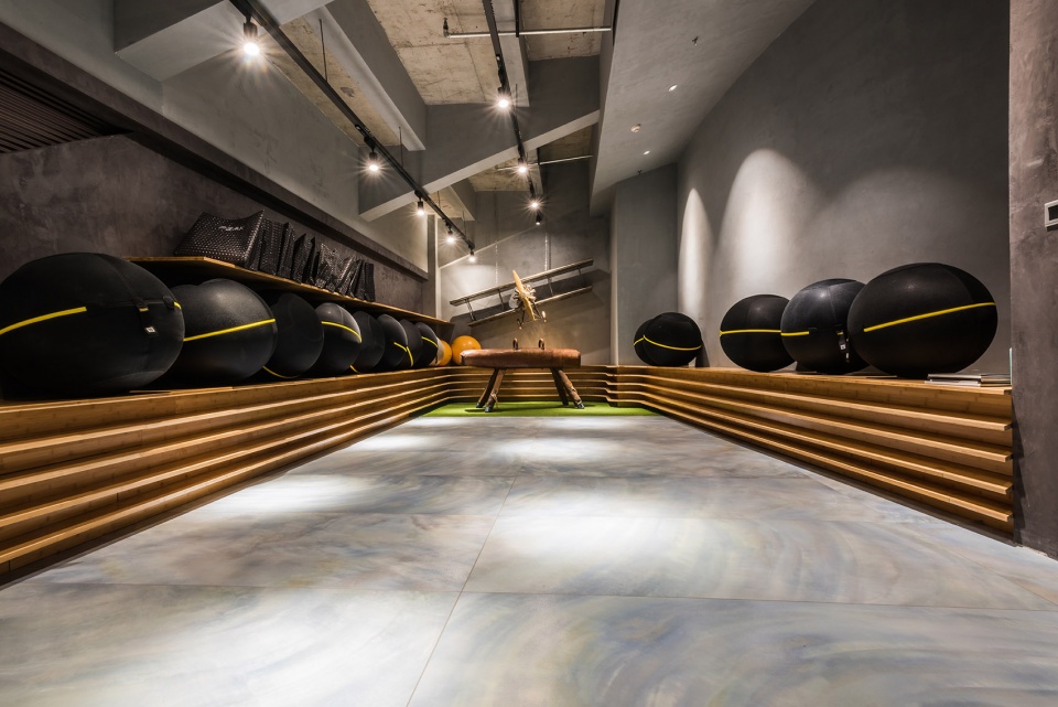 peak fitness center china by cc ltd