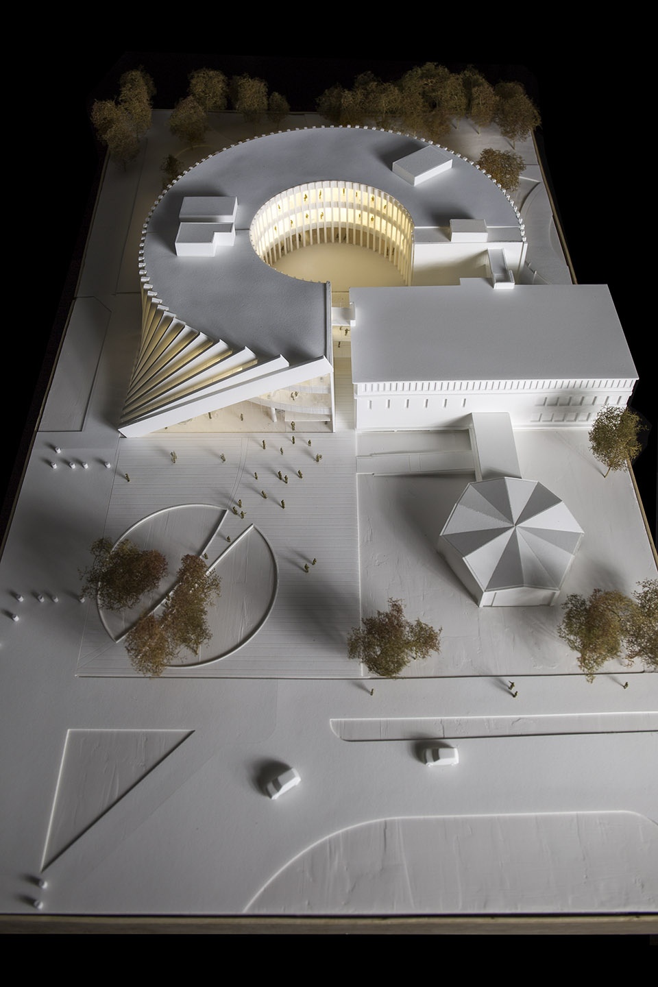 isenberg school of managment business innovation hub by big
