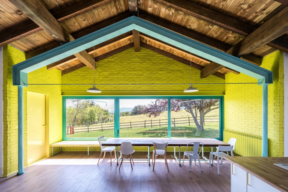 the young old house by enrique espinosa and lys villalba