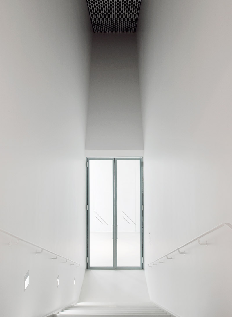 malmo museum of art by tham videgaard arkitekter