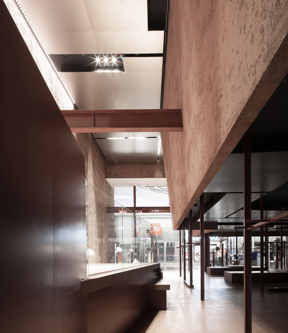 ur london flagship store by domani