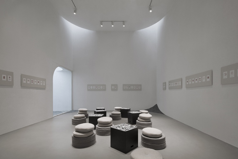 baitasi hutong gallery in beijing china by dna design and architecture studio