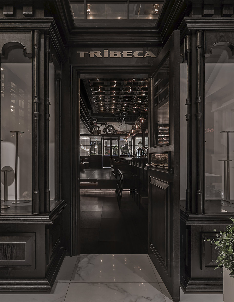 翠贝卡河西旗舰店,南京 / 南京市线状建筑设计研究室