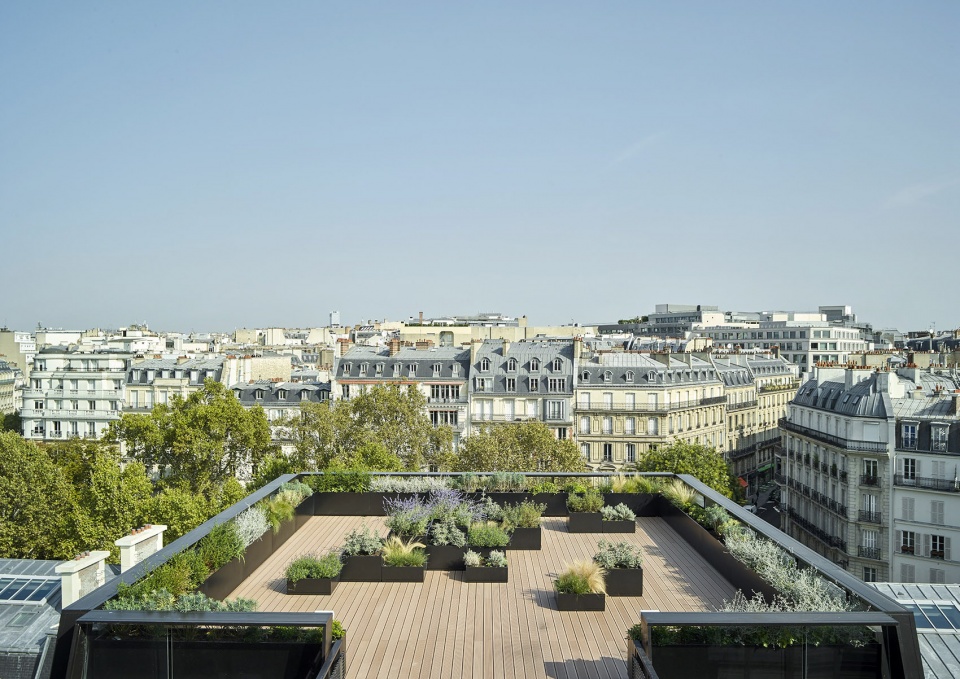 LABORDE by PCA STREAM