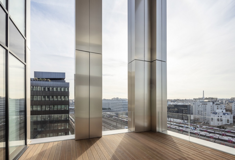 green office enjoy paris batignolles by baumschlager eberle scape