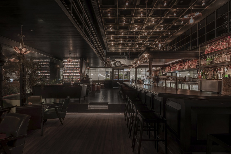 nanjing hexi flagship store china by nanjing real group architecture