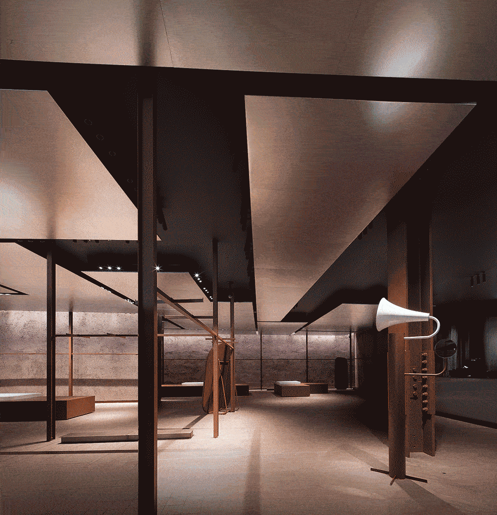 ur伦敦旗舰店 – 稀声,伦敦 / 东仓建设 - 谷德设计网