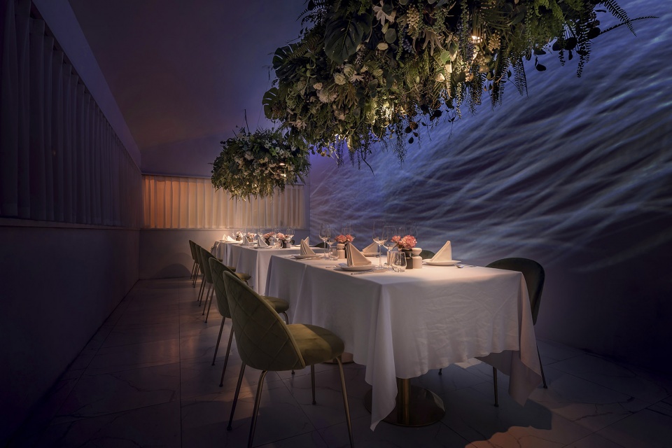 nanjing hexi flagship store china by nanjing real group architecture