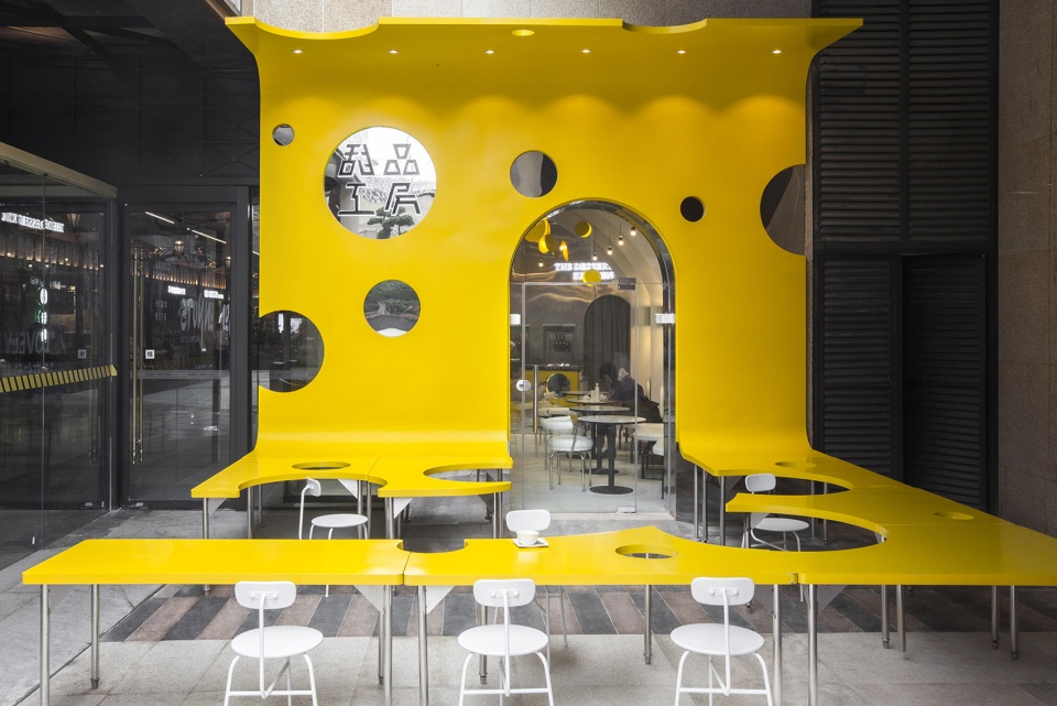 the dessert kitchen in chengdu china by towodesign