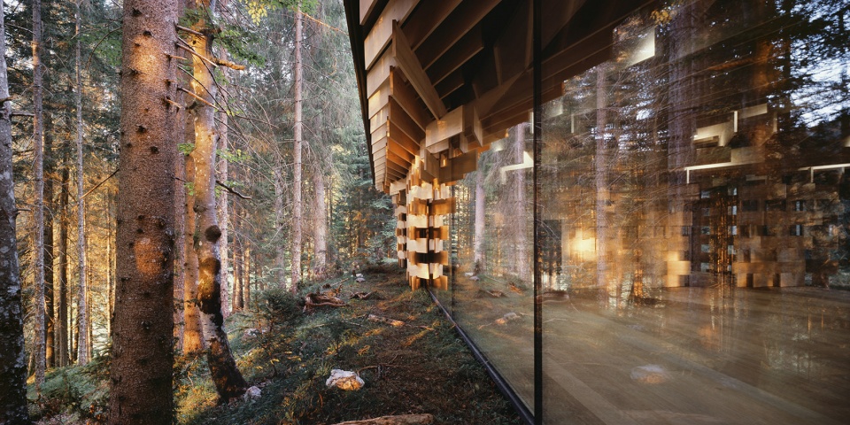 woodpile by kengo kuma and associates