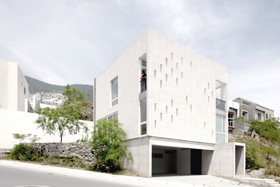 casa cv by s ar carlos valdez
