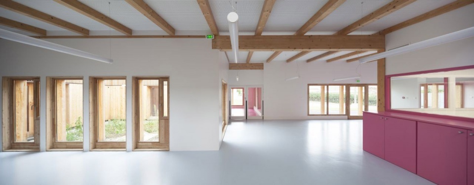 house childhood at saint genis pouilly by clermont architectes