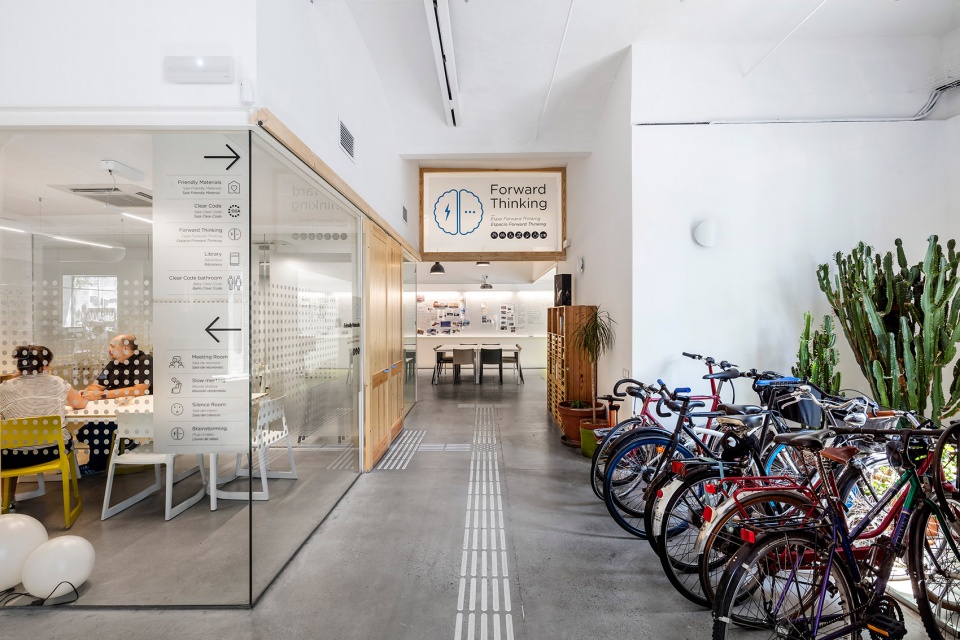 the new office of pmmt arquitectura by pmmt arquitectura