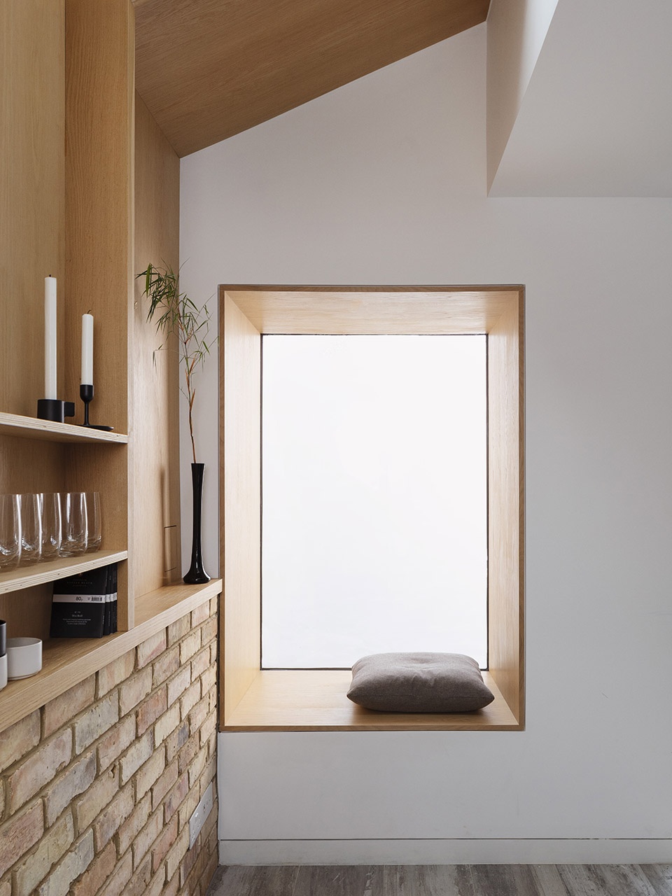 almington street house by amos goldreich architecture