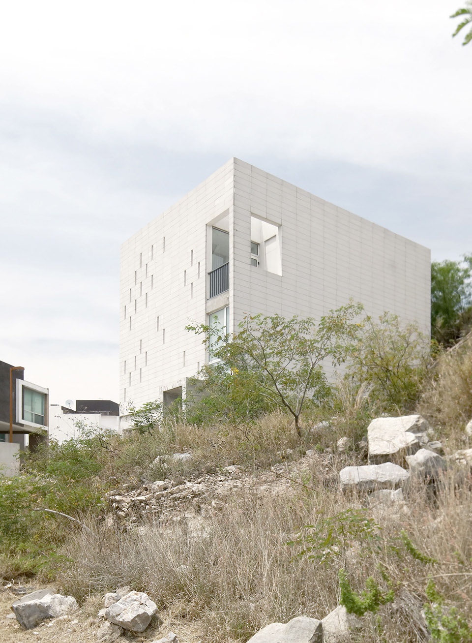 casa cv by s ar carlos valdez
