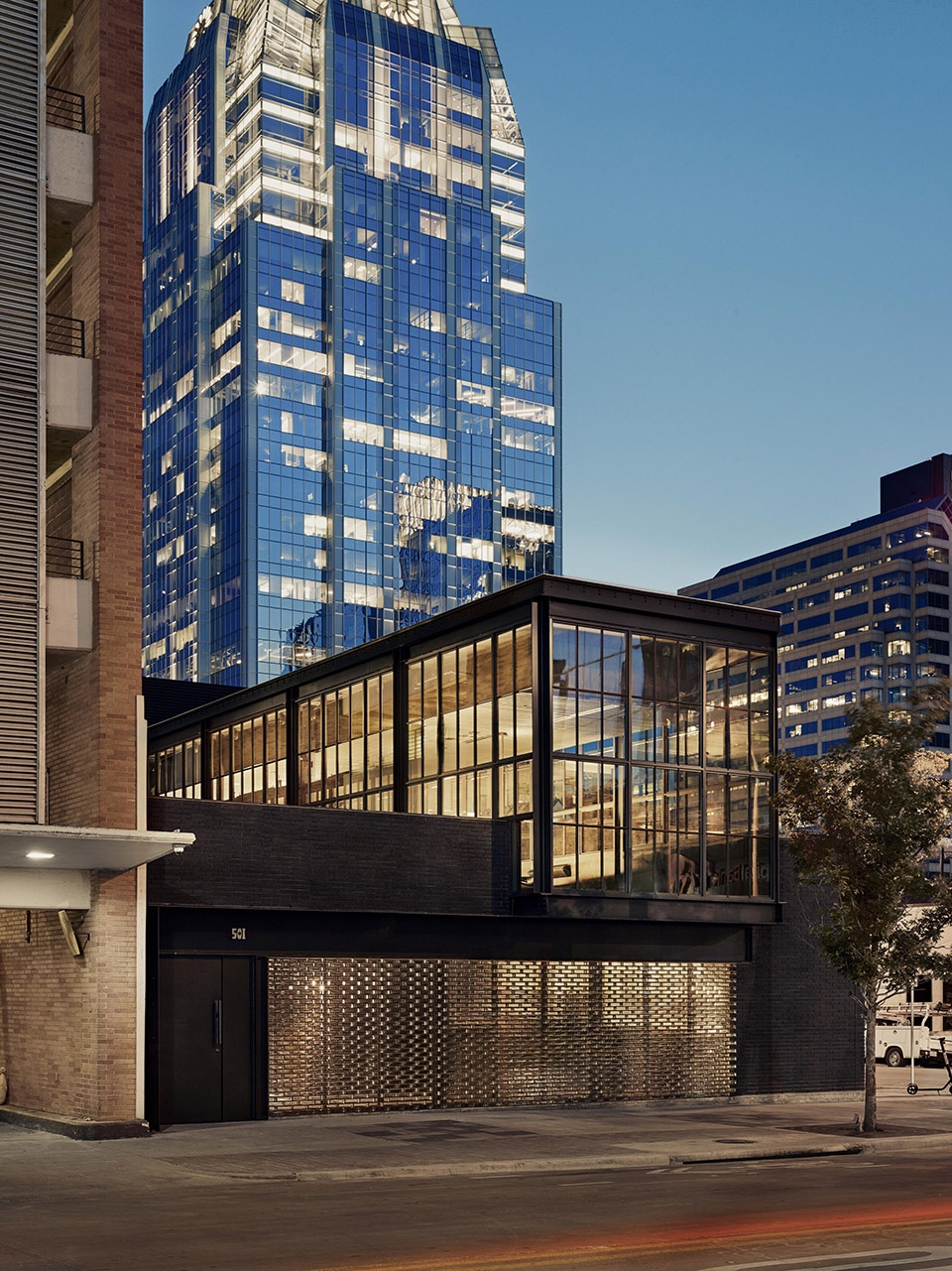 comedor restaurant by olson kundig