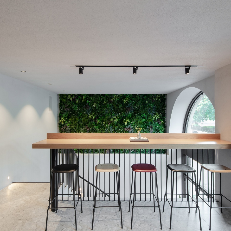 kale crave by matteo foresti