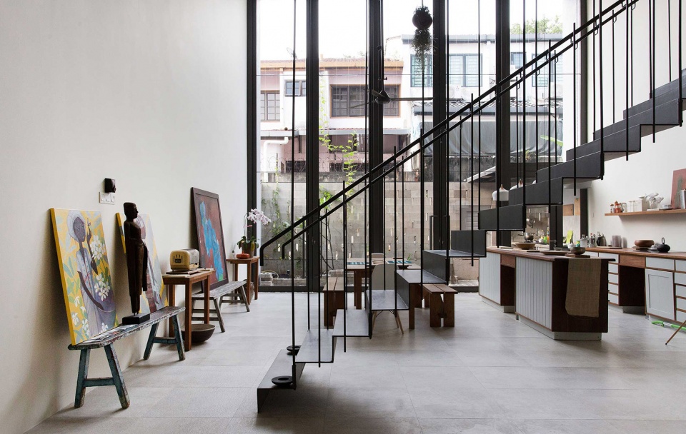 planter box house by formzero