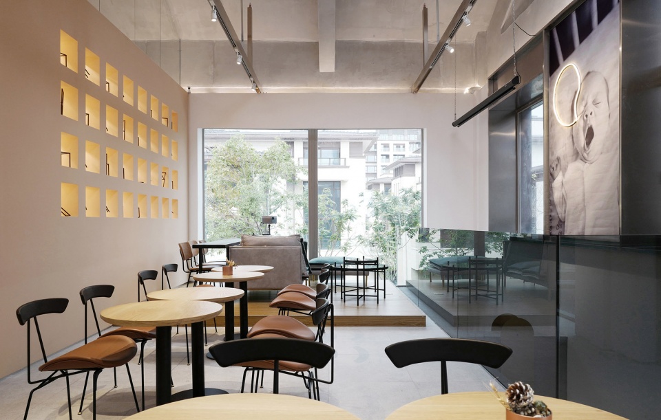 qi box in zhuhai china by easy studio