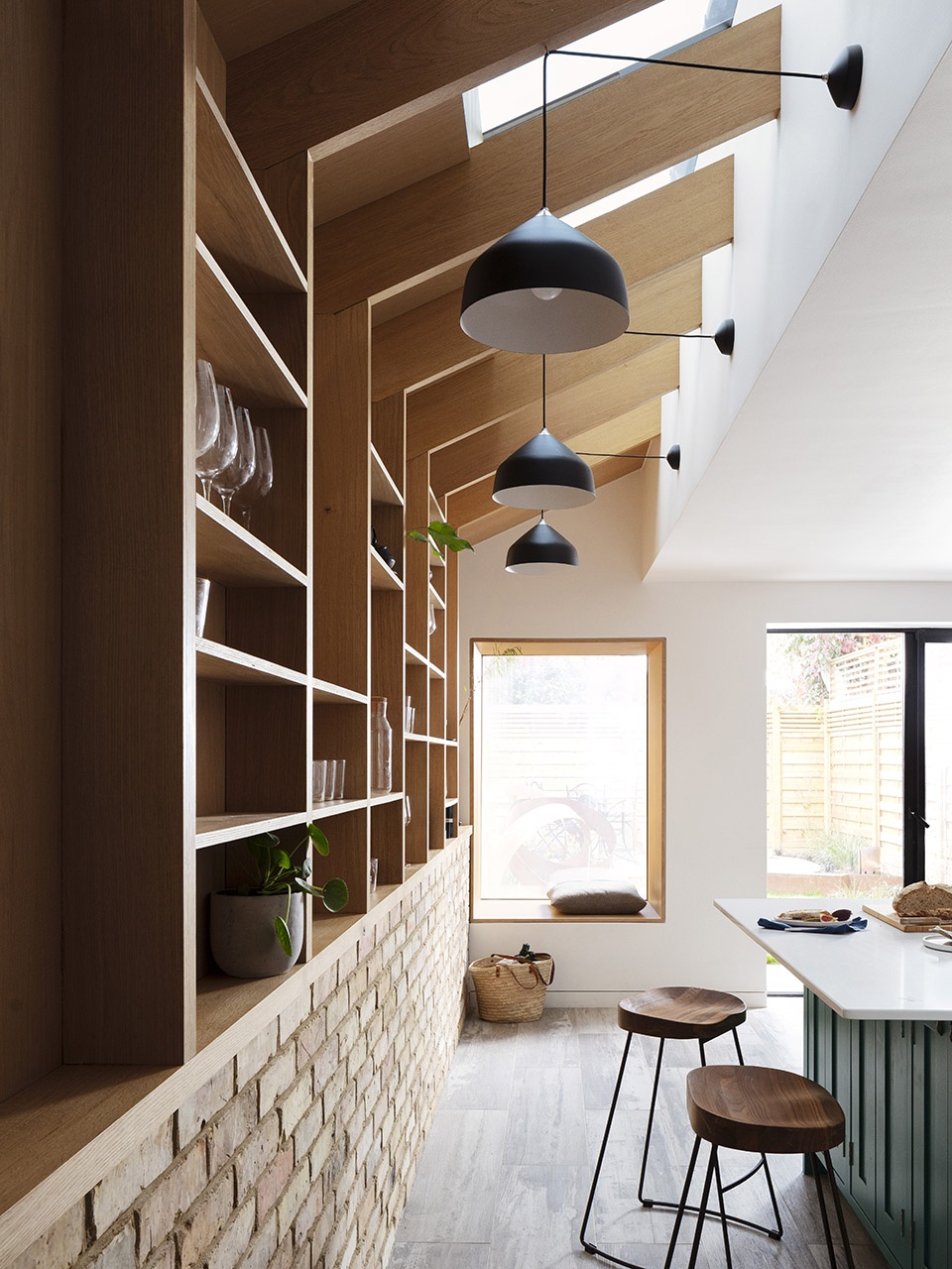 almington street house by amos goldreich architecture
