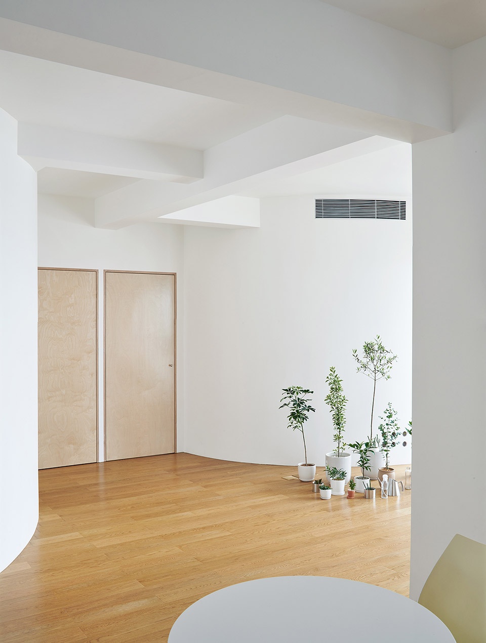 apartment for an elderly couple in shaoxing china by atelier he haibo