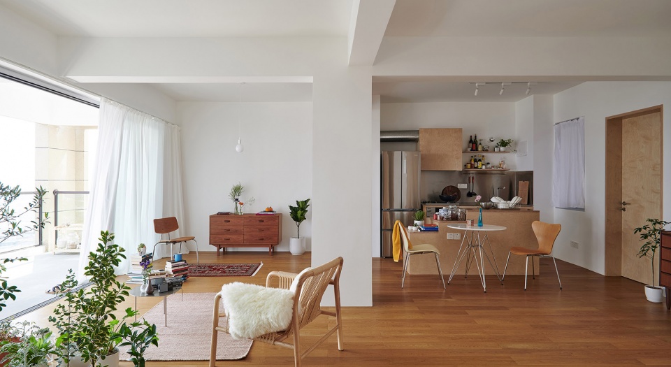 apartment for an elderly couple in shaoxing china by atelier he haibo