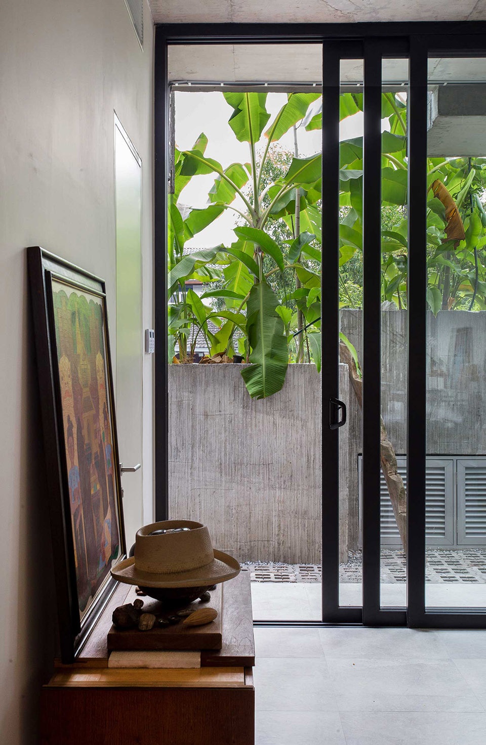 planter box house by formzero
