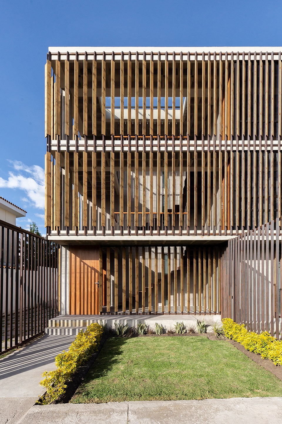 edificio criba by rama estudio