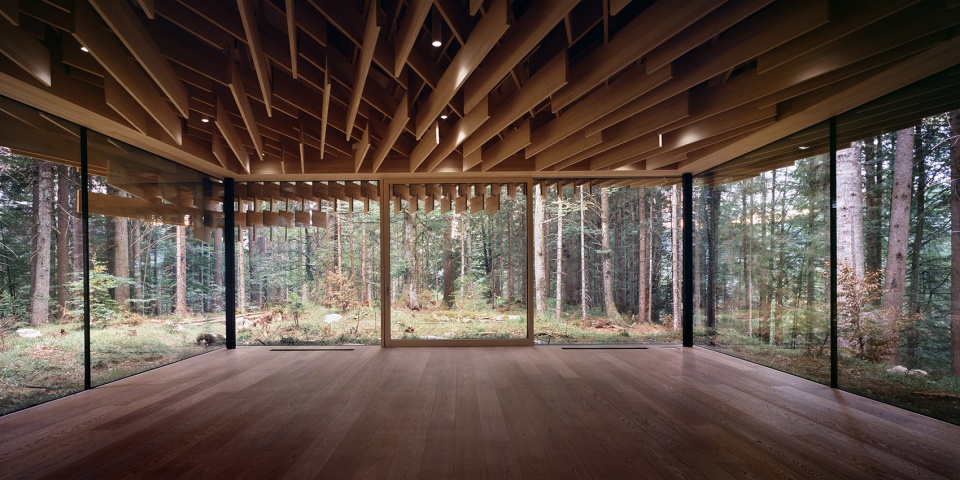 woodpile by kengo kuma and associates