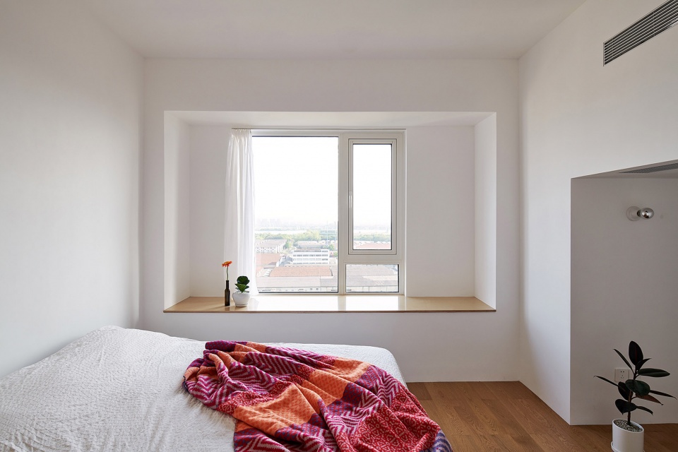 apartment for an elderly couple in shaoxing china by atelier he haibo
