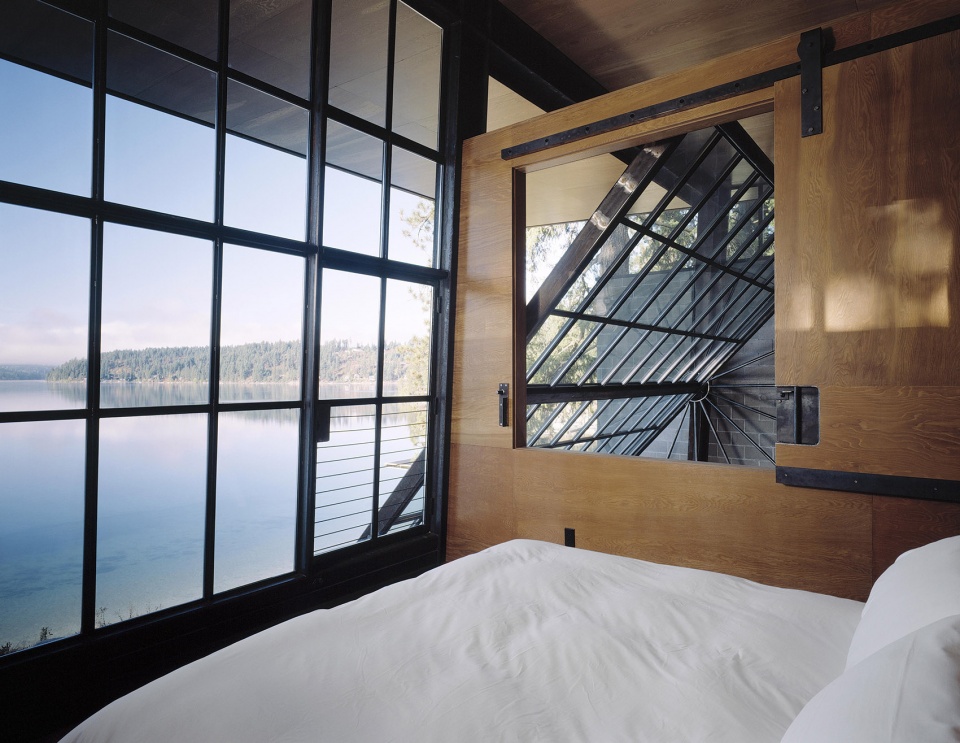 chicken point cabin by olson kundig architects