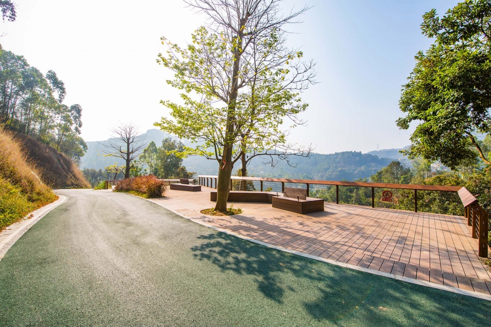 shenzhen longhua greenway yangtaishan section china by lay out planning consultants co ltd