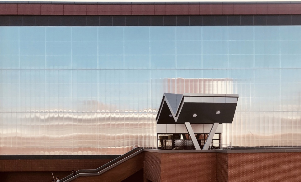 jinhong middle school gymnasium china by le architects