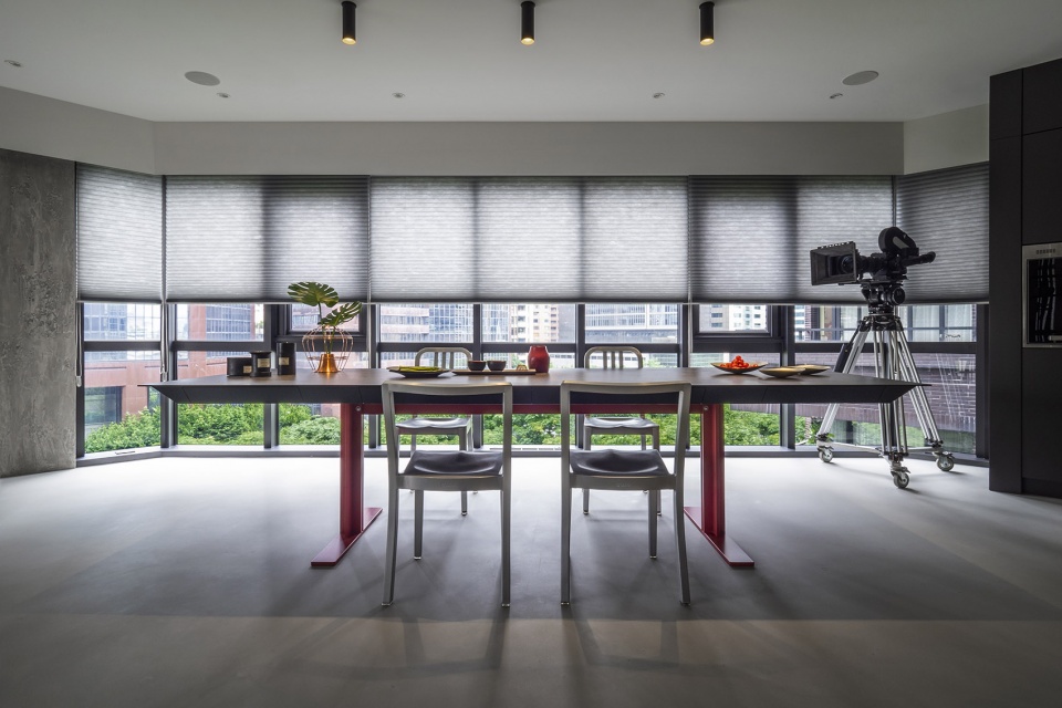 8 angles 3 lines 1 square in taibei china by create think design studio