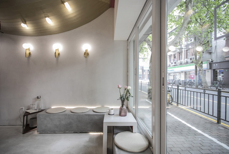 hugme coffee in shanghai china by nanjing linear architecture