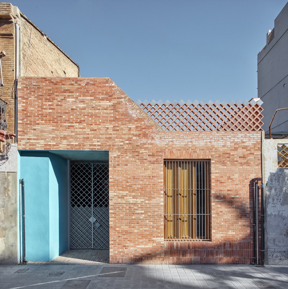 residential building renovation by david estal arturo sanz