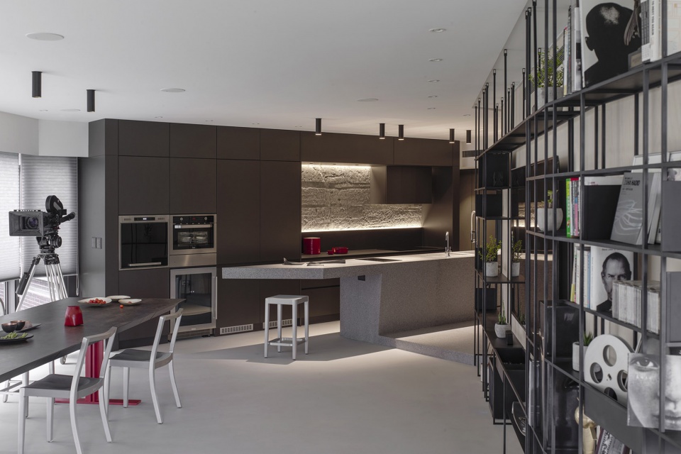 8 angles 3 lines 1 square in taibei china by create think design studio