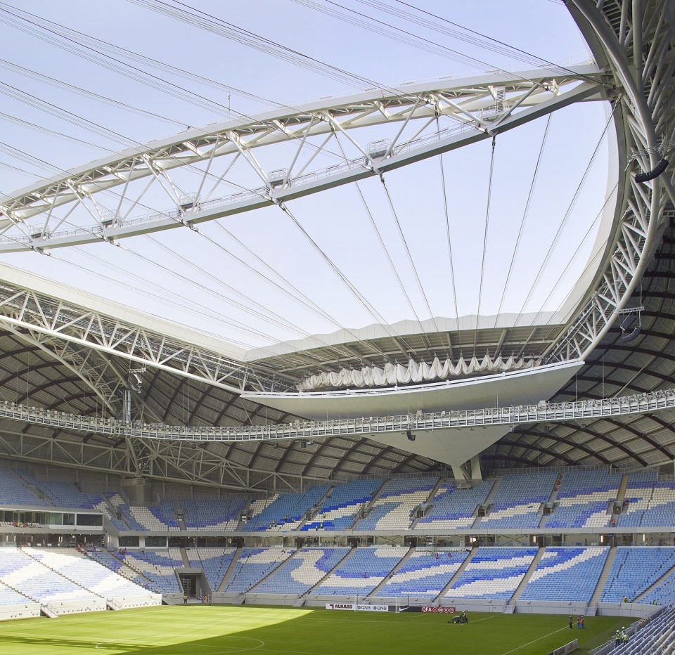 016-al-janoub-stadium-in-al-wakrah-by-zaha-hadid-architects-960x932.jpg