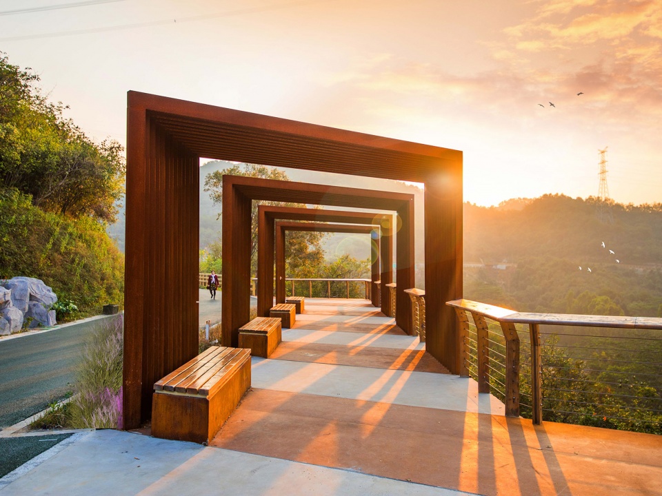 shenzhen longhua greenway yangtaishan section china by lay out planning consultants co ltd