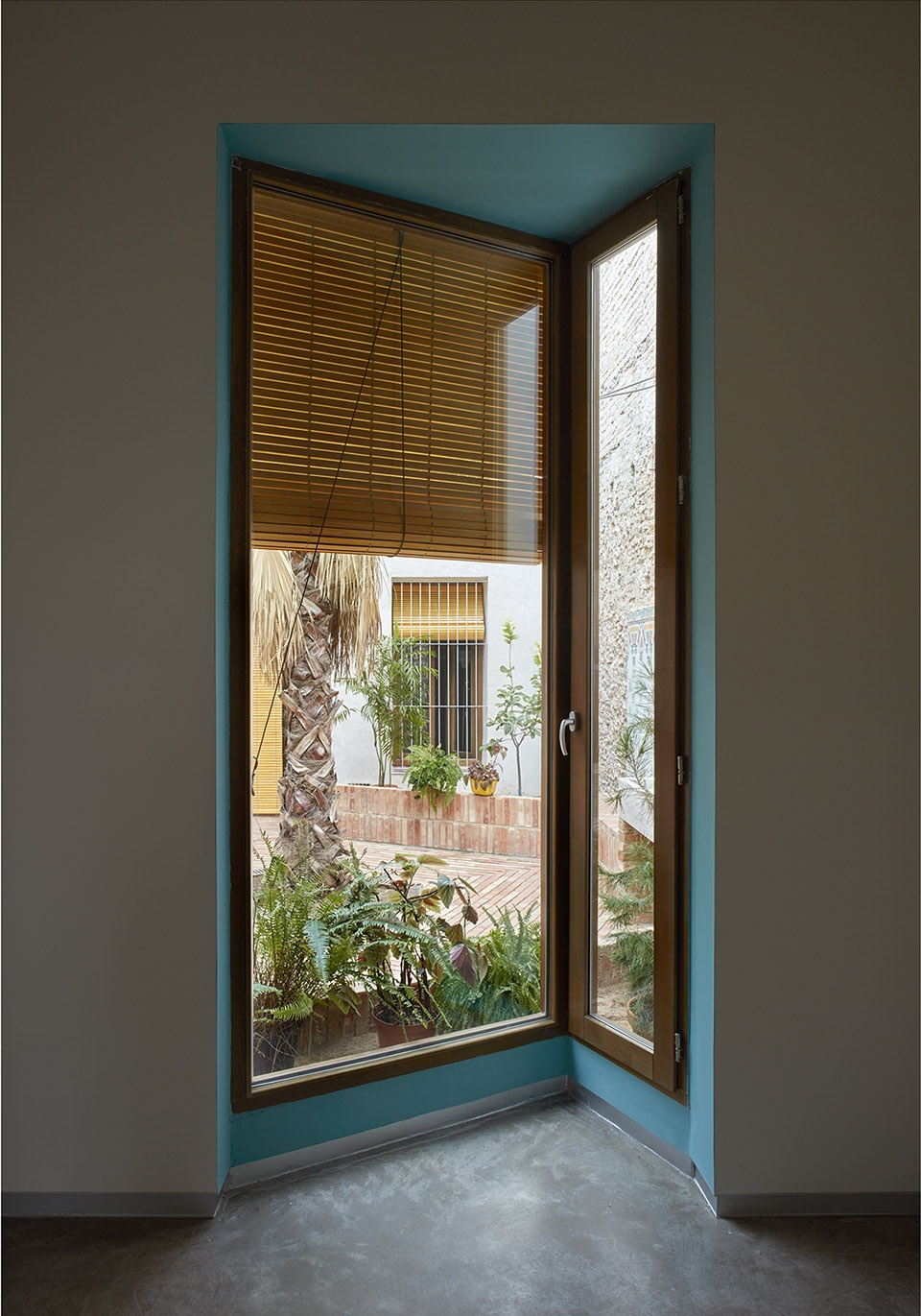 residential building renovation by david estal arturo sanz