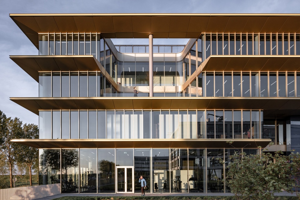 new asics emea headquarters by powerhouse company red company