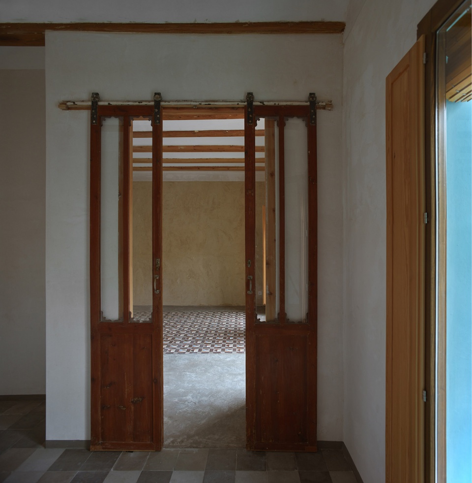 residential building renovation by david estal arturo sanz