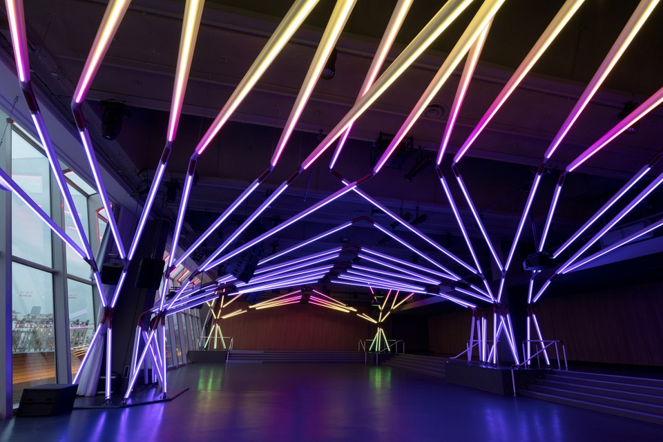 rhizomatic grid for terminal 7 club by estudio guto requena