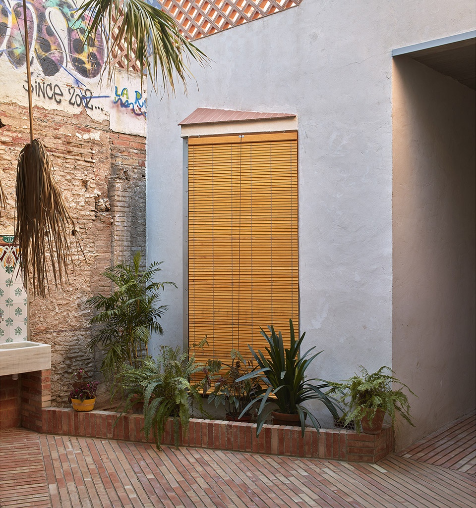 residential building renovation by david estal arturo sanz