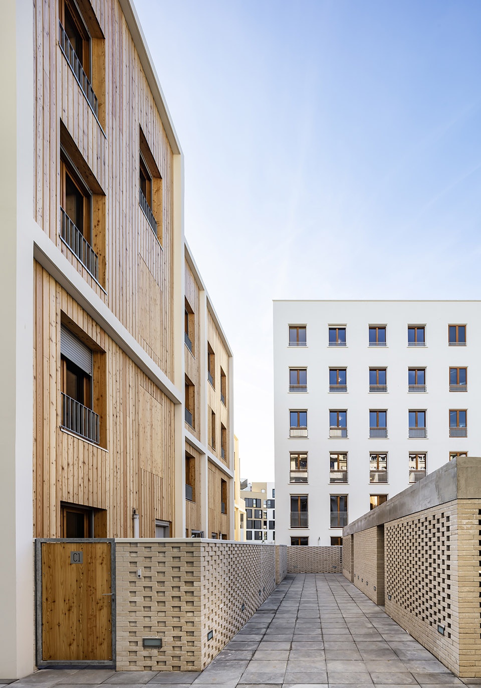 71 social housing units by mao architectes jtb architecture