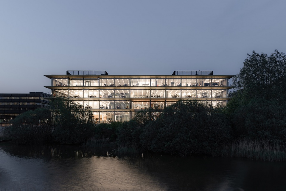 new asics emea headquarters by powerhouse company red company